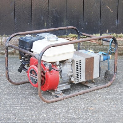 Lot 131 - A Honda 5HP petrol generator