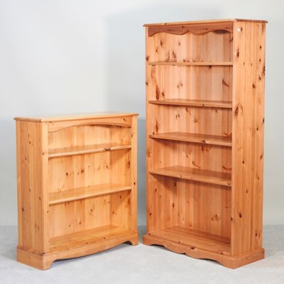 Lot 176 - A modern pine standing open bookcase, together...