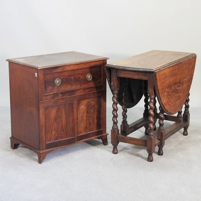 Lot 276 - A 1930's oak gateleg table, together with a...
