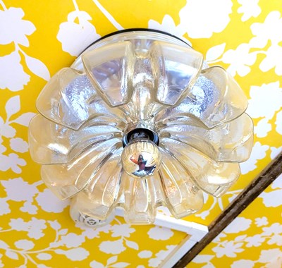 Lot 98 - A Peill & Putzler glass modernist flowerhead...