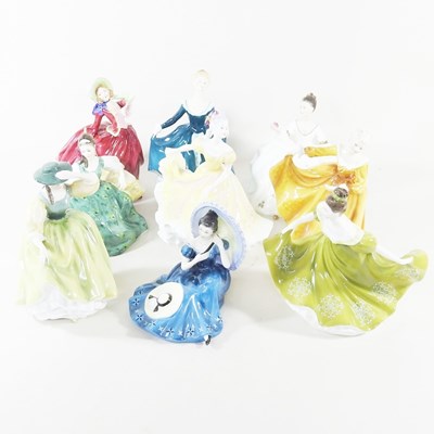 Lot 538 - A collection of Royal Doulton figures of...