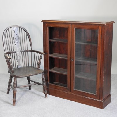 Lot 535 - A 19th century yew and elm windsor style...