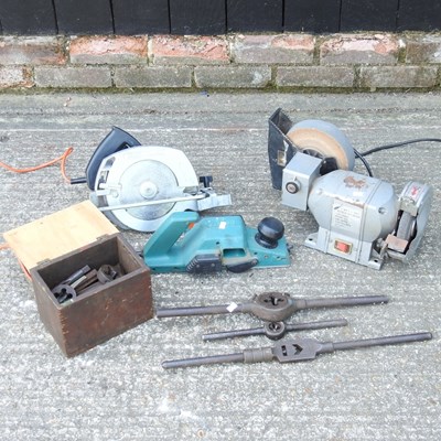 Lot 304 - A collection of hand tools, to include an...