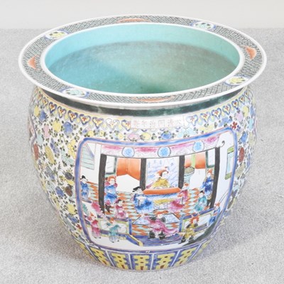 Lot 156 - A Chinese porcelain fish bowl, 20th century,...