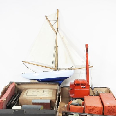 Lot 364 - A painted wooden pond yacht, together with a...