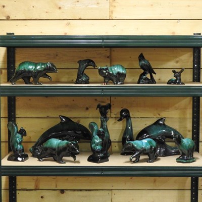 Lot 493 - A collection of Canadian blue Mountain ceramic...