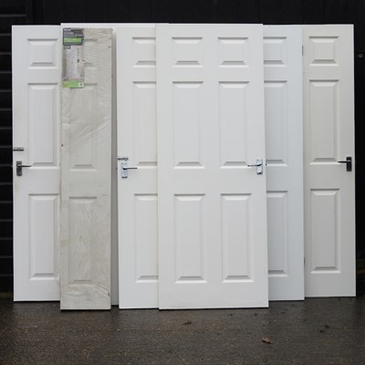 Lot 26 - A collection of white painted interior doors