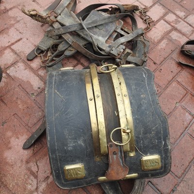 Lot 372 - A saddle pad