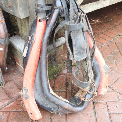 Lot 331 - A black leather pony harness