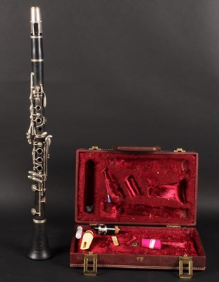 Lot 758 - A clarinet, by Rudall Carte, housed in a...
