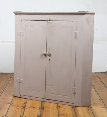 Lot 521 - A painted pine wall hanging corner cupboard, h....