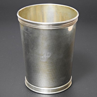 Lot 35 - An early 20th century silver beaker, marked...