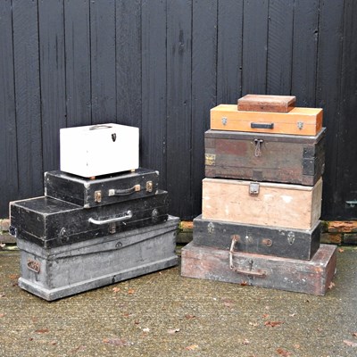 Lot 465 - A collection of wooden workshop and tool boxes...