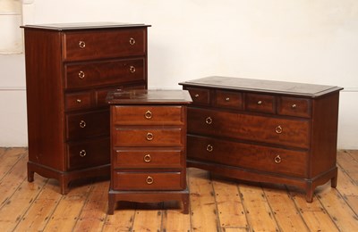 Lot 609 - A Stag Minstrel bedroom suite, comprising a...