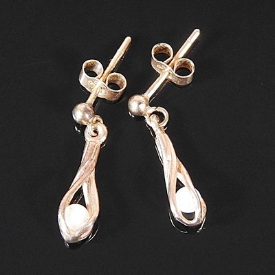 Lot 284 - A pair of 9 carat gold cage set pearl pendant...