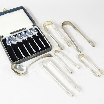 Lot 492 - A set of six silver coffee spoons, 41g, in a...
