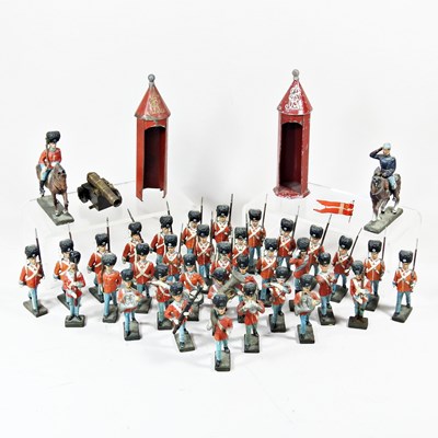 Lot 484 - A collection of Lineol military figures, the...
