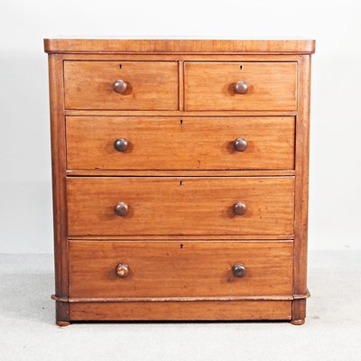 Lot 434 - A Victorian mahogany chest, containing two...