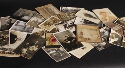 Lot 424 - A collection of vintage photographs