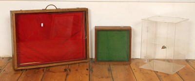Lot 724 - A top display case, together with another...