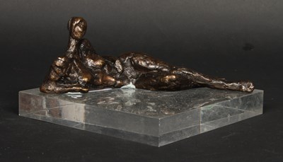Lot 257 - In the manner of Henry Moore, a contemporary...