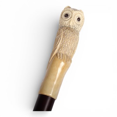 Lot 100 - A novelty walking stick, having a carved bone...