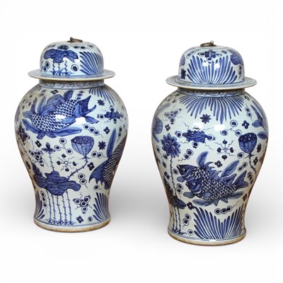 Lot 202 - A pair of large Chinese blue and white...