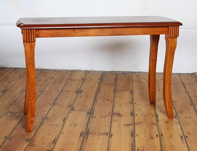 Lot 632 - A modern cherrywood side/console table