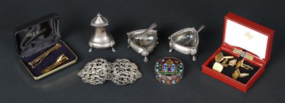 Lot 64 - A collection of silver and other items, to...