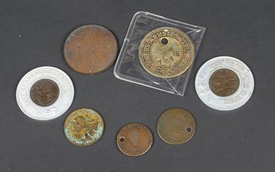 Lot 138 - A collection of commemorative coins and tokens,...