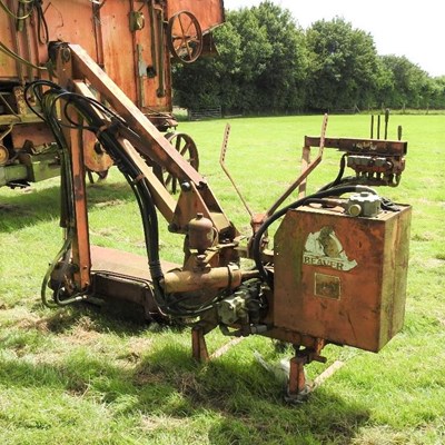 Lot 580 - A Beaver hedge cutter