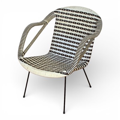 Lot 153 - A 1960s plastic weave armchair