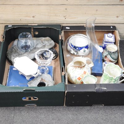 Lot 581 - A collection of china and glassware