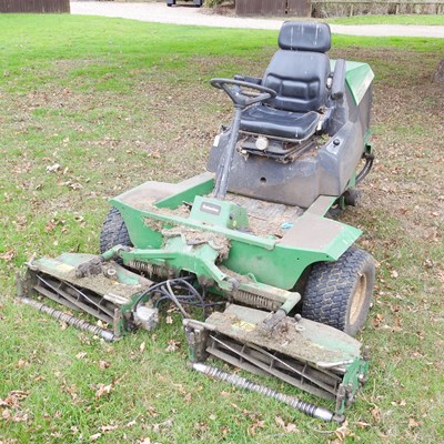 Lot 113 - A green Roberine 500 petrol ride-on gang mower,...