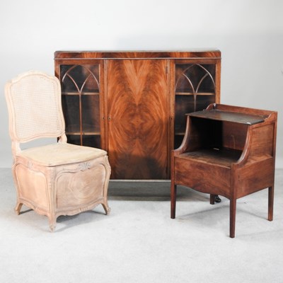 Lot 290 - An early 20th century glazed display cabinet,...