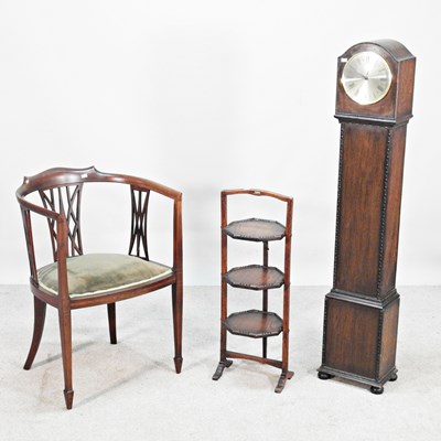 Lot 611 - An Edwardian tub shaped bergere chair,...