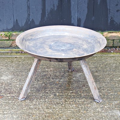 Lot 492 - A metal firepit, 67cm diameter