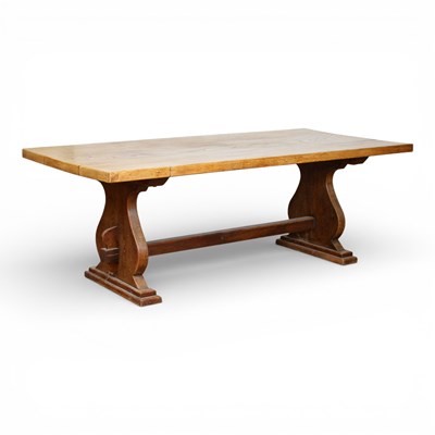 Lot 254 - A large late 19th/early 20th century oak...
