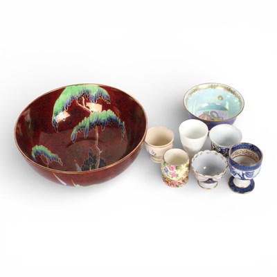Lot 179 - A Carltonware Rouge Royale bowl, together with...