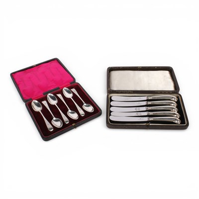 Lot 31 - A set of six silver bright cut teaspoons,...