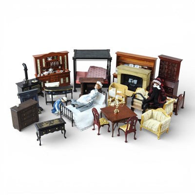 Lot 261 - A collection of dollhouse furniture and fittings