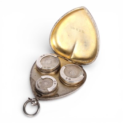 Lot 3 - An 1898 heart shaped silver sovereign case,...