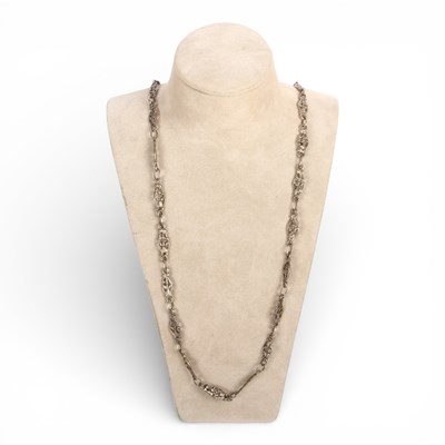 Lot 70 - A silver necklace chain, 24g