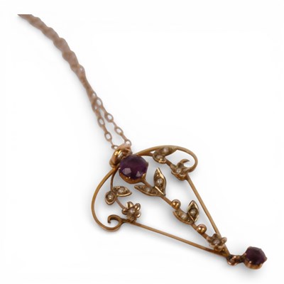 Lot 20 - An Edwardian 9 carat yellow gold amethyst and...
