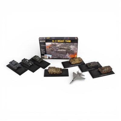 Lot 530A - A collection of model tanks