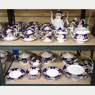 Lot 441 - An extensive Royal Albert Heirloom pattern tea,...