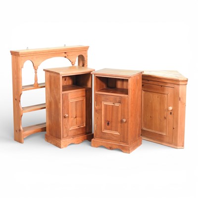 Lot 326 - A pine hanging corner cabinet, 72cm wide,...