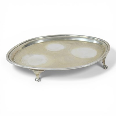 Lot 128 - A George III silver stand, of elliptical shape,...