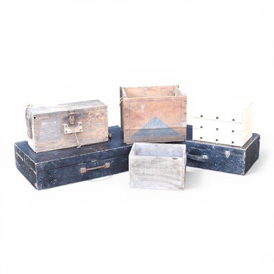Lot 507 - A collection of wooden workshop boxes