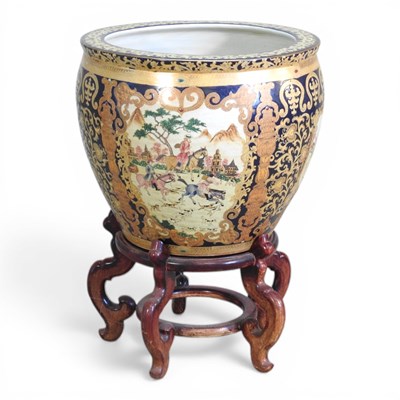 Lot 62 - A large Chinese porcelain fish bowl, 20th...
